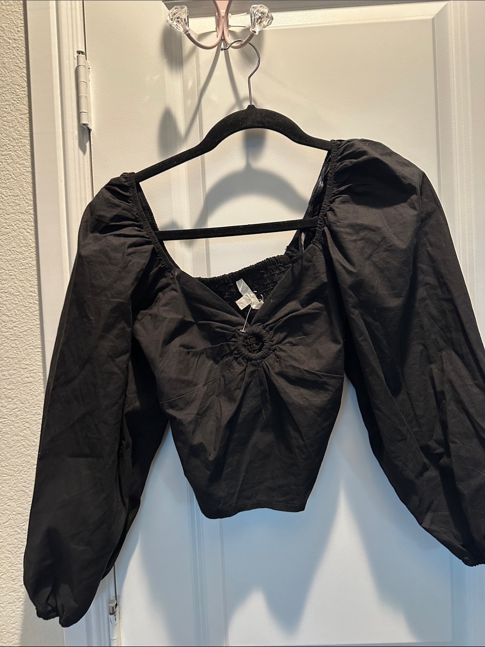 Black Puff-Sleeve Cropped Top with Gathered Ring Detail
